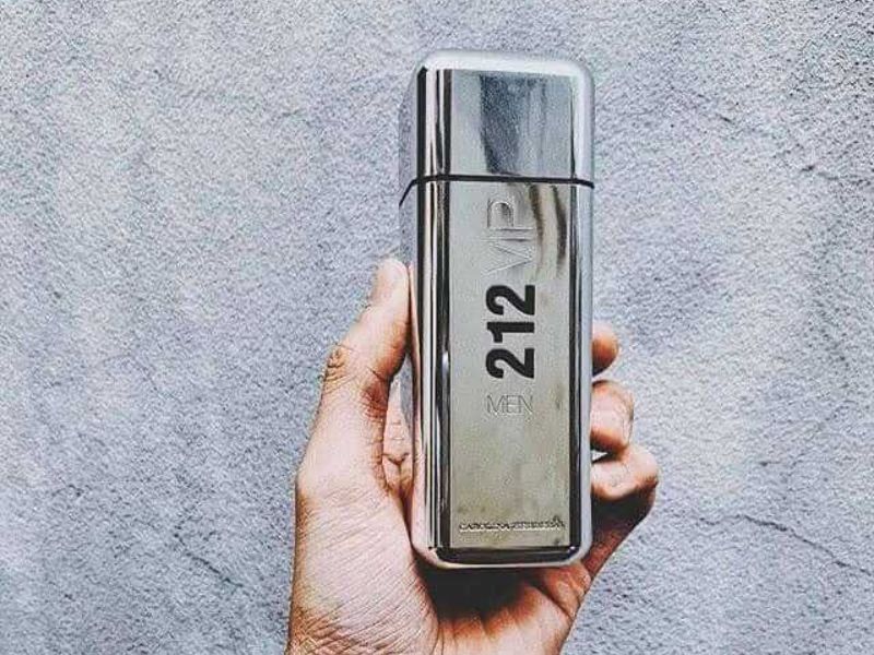Nước Hoa Nam Carolina Herrera 212 Vip Men-4